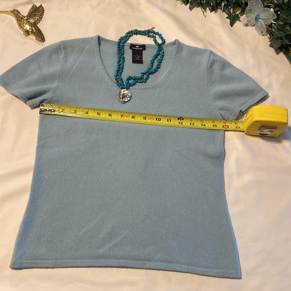 Dd Collection Pretty Cashmere Blue Short Sleeve Sweater - Picture 10 of 11